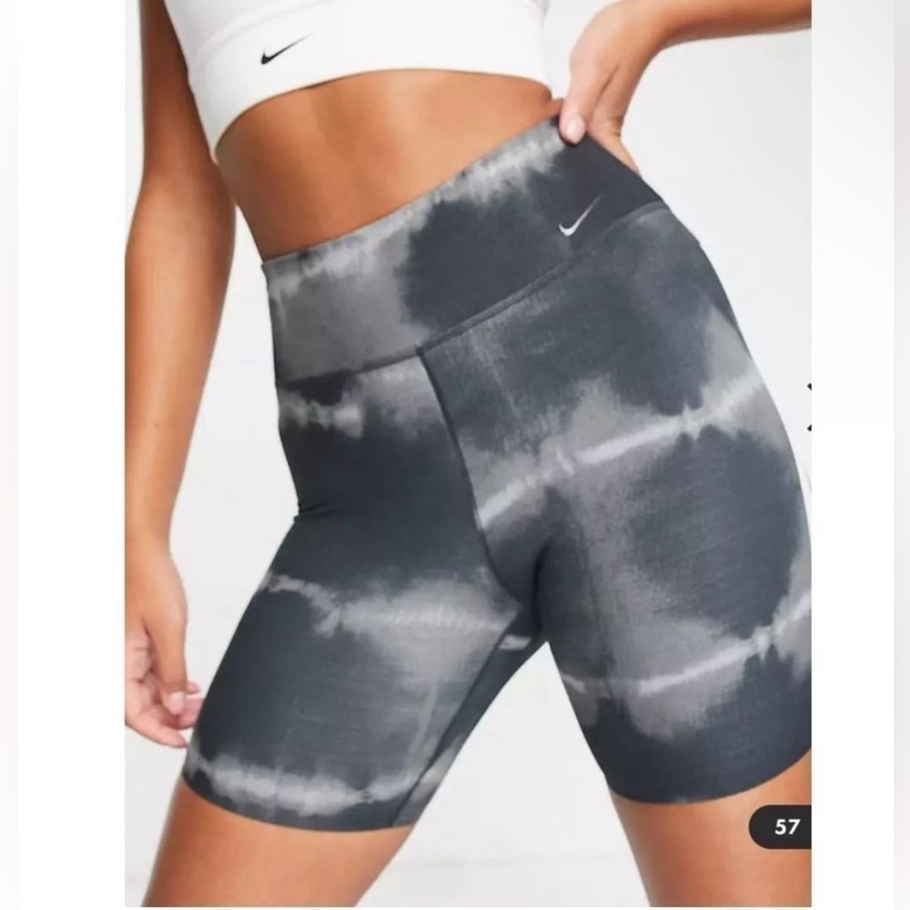 Women's Nike One Luxe Mid Rise Printed Training Short- Grey / White Stripe - S